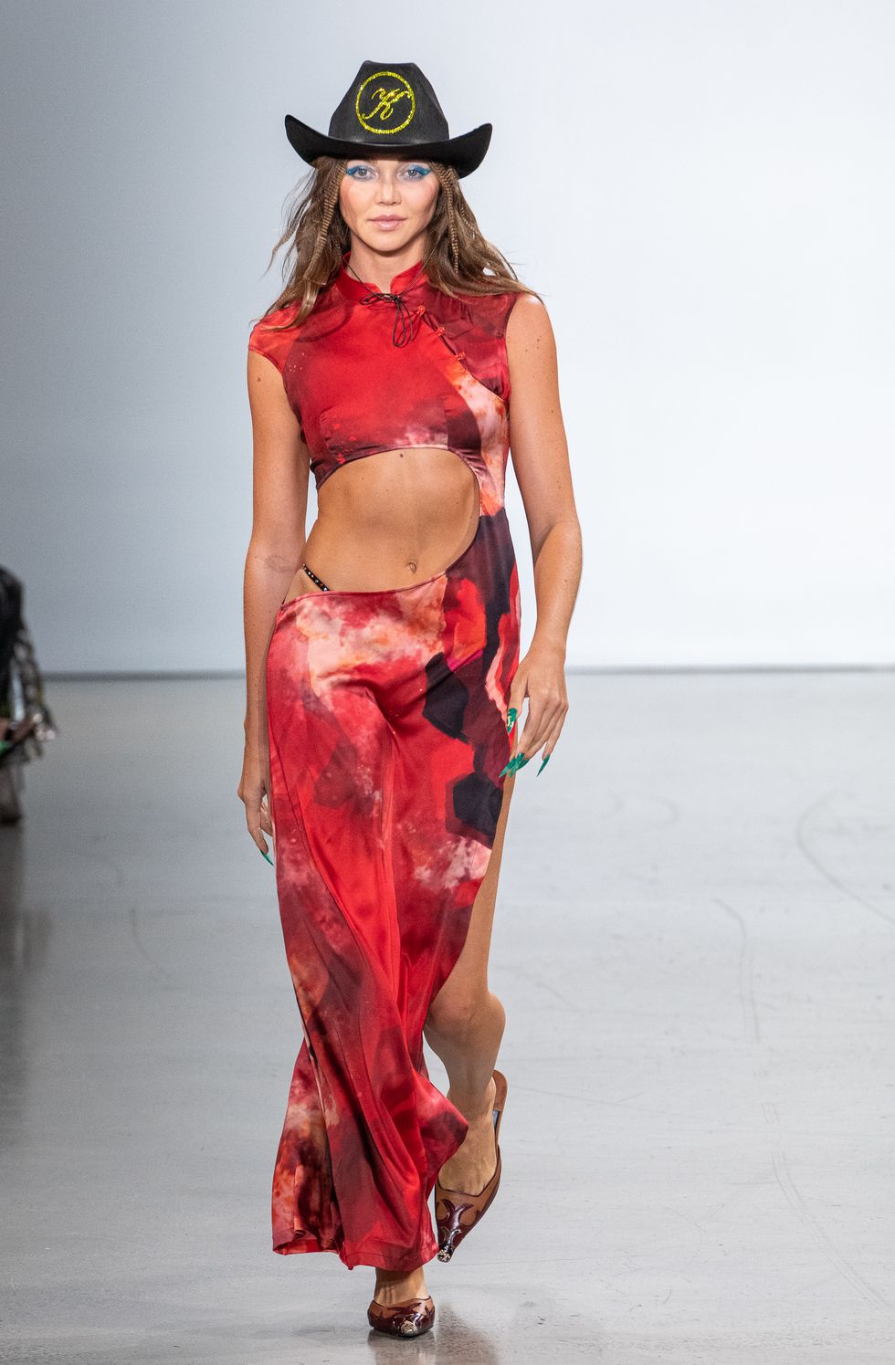 Cut Out Red Qi Pao Gown X-Small / Red